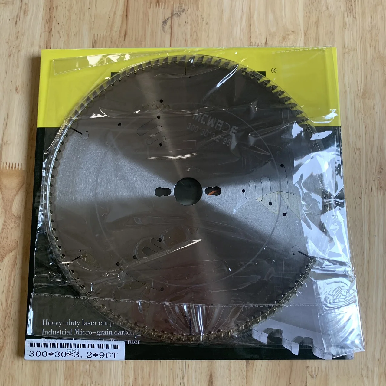 300x30x3.2x2.5x96T-3.jpg